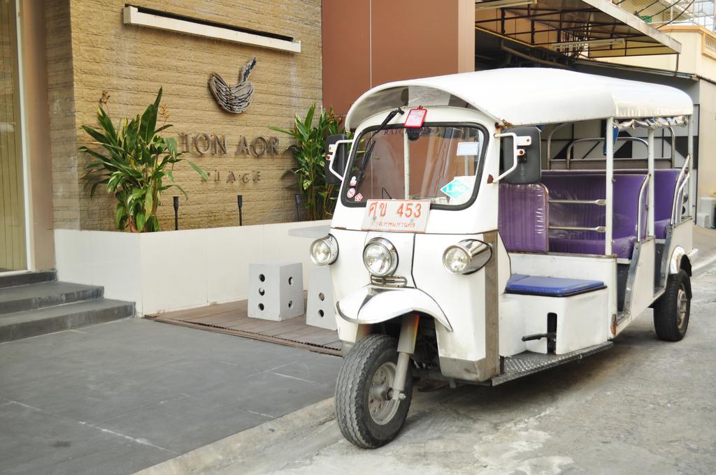 Ton Aor Place Hotel Bangkok Esterno foto