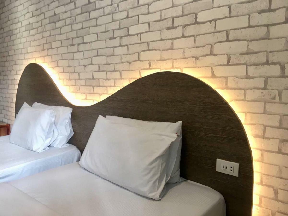 Ton Aor Place Hotel Bangkok Esterno foto