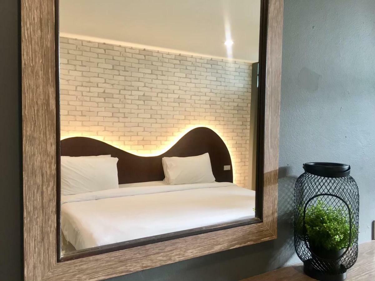Ton Aor Place Hotel Bangkok Esterno foto