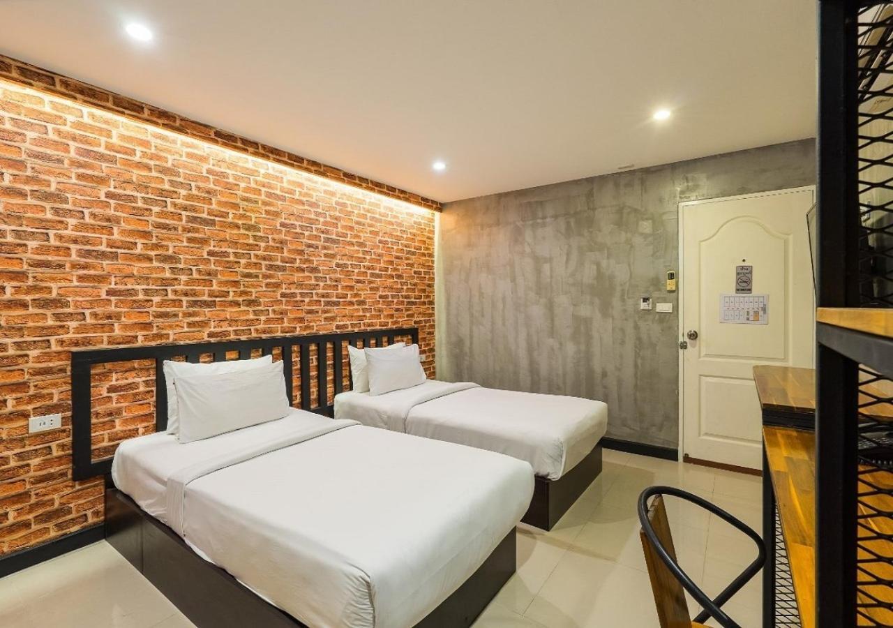 Ton Aor Place Hotel Bangkok Esterno foto