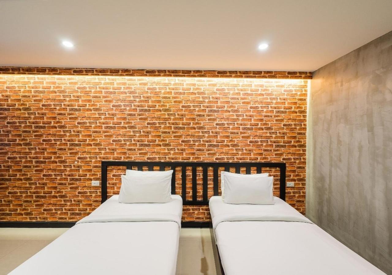 Ton Aor Place Hotel Bangkok Esterno foto